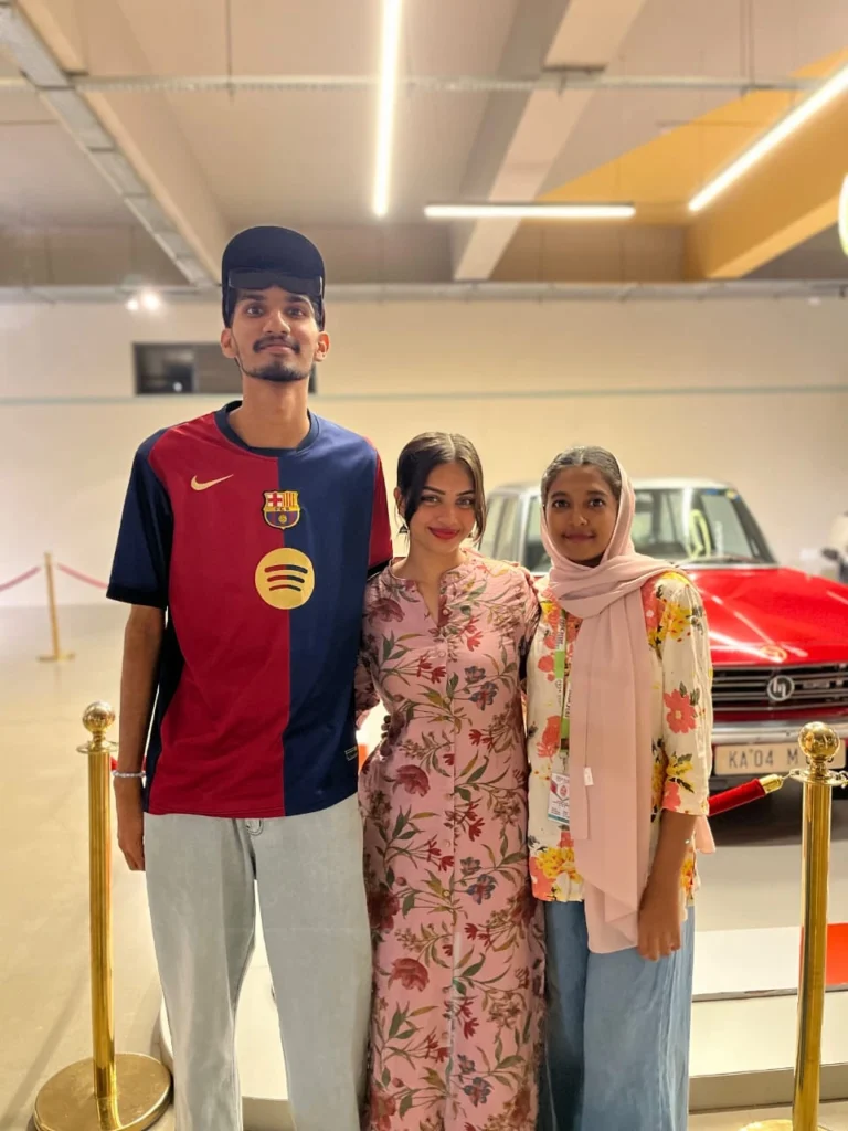 career-campus-bba-students-during-trip