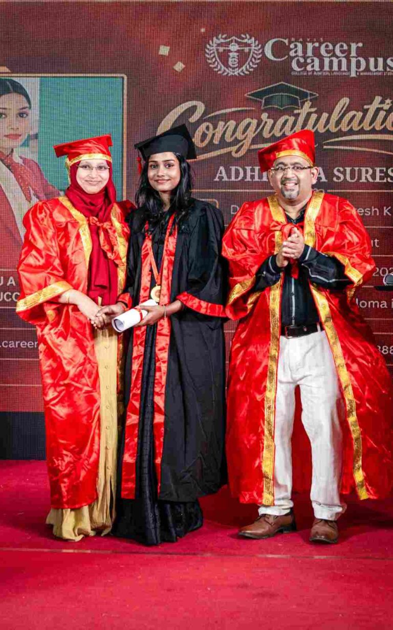 career-campus-student-adhithya-at-convocation-day-100kb